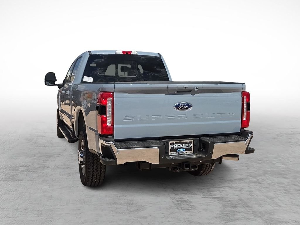 New 2026 Glacier Gray Metallic Tri-Coat Ford F-250® Lariat® image 8
