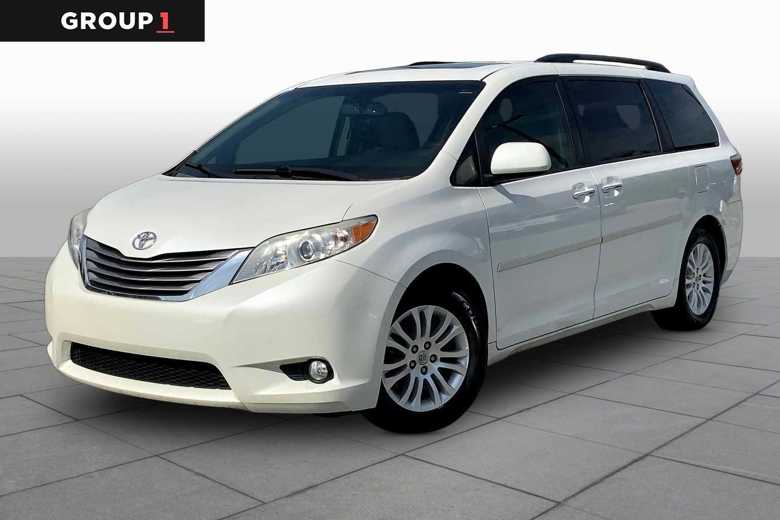 2015 Toyota Sienna XLE