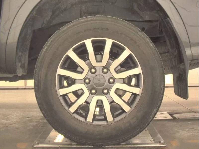 Used 2019 Magnetic Metallic Ford XLT image 23