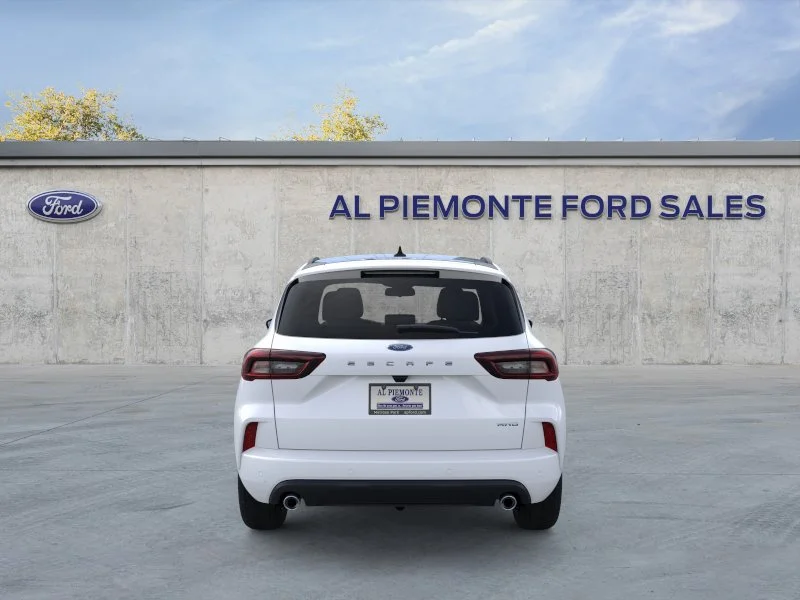 New 2026 Space Silver Metallic Ford ST-Line Elite image 5