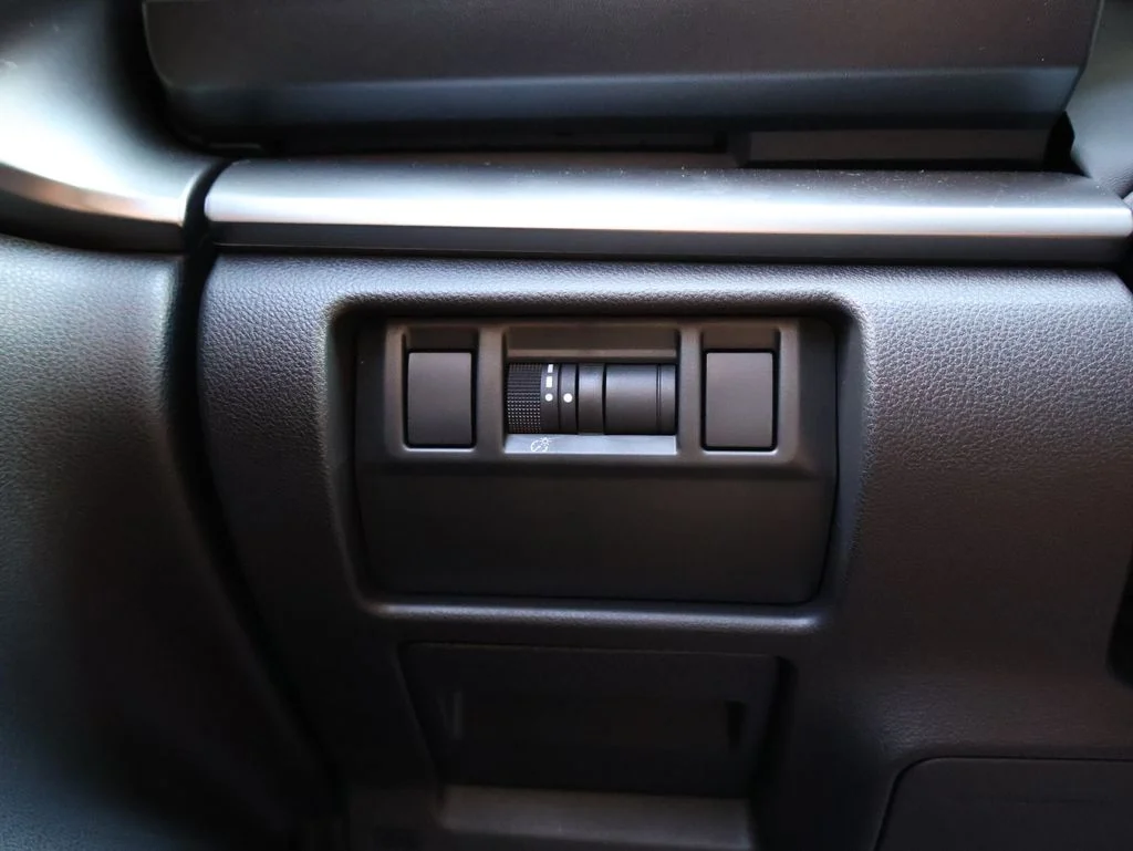 Used 2024 Silver Subaru Base image 29