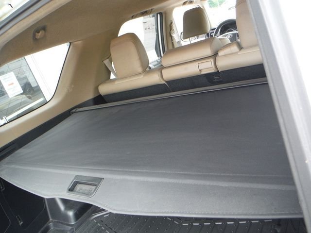 Used 2017 White Toyota SR5 Premium image 38