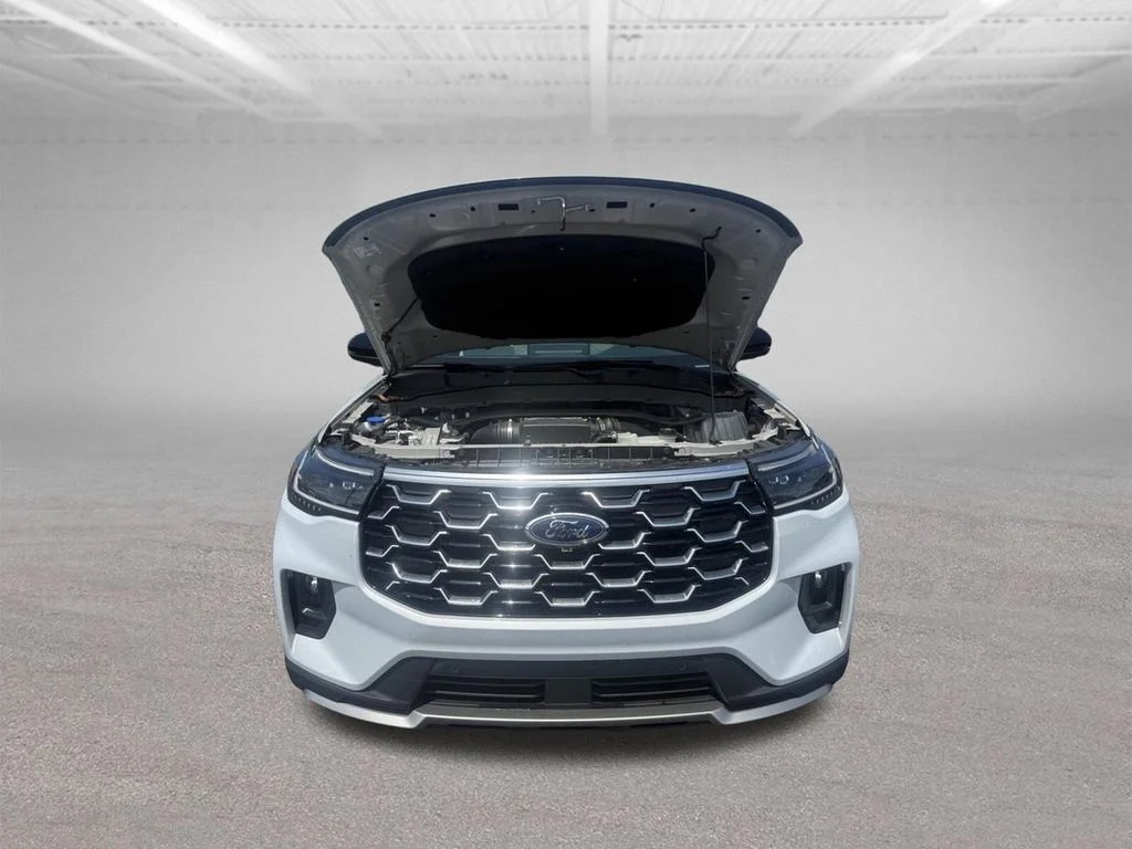 Used 2025 White Ford Platinum image 63