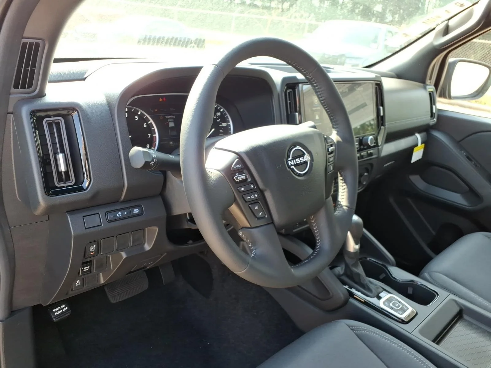 2026 Nissan Frontier Crew Cab SV - 10