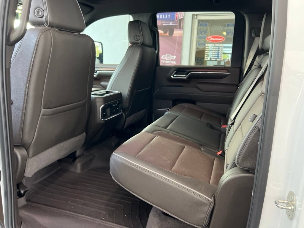 Used 2024 Summit White GMC Denali image 10