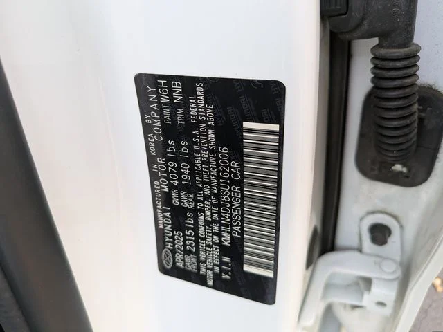 Used 2025 White Hyundai Limited image 34
