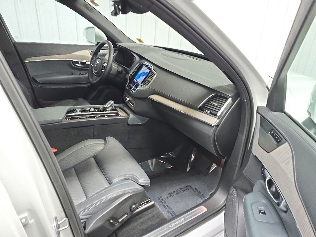 2023 Volvo XC90 Ultimate - Photo 16