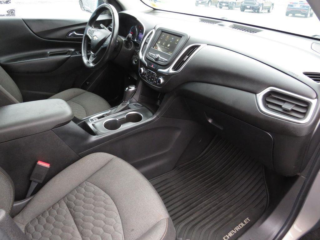 Used 2019 Pepperdust Metallic Chevrolet LT image 17