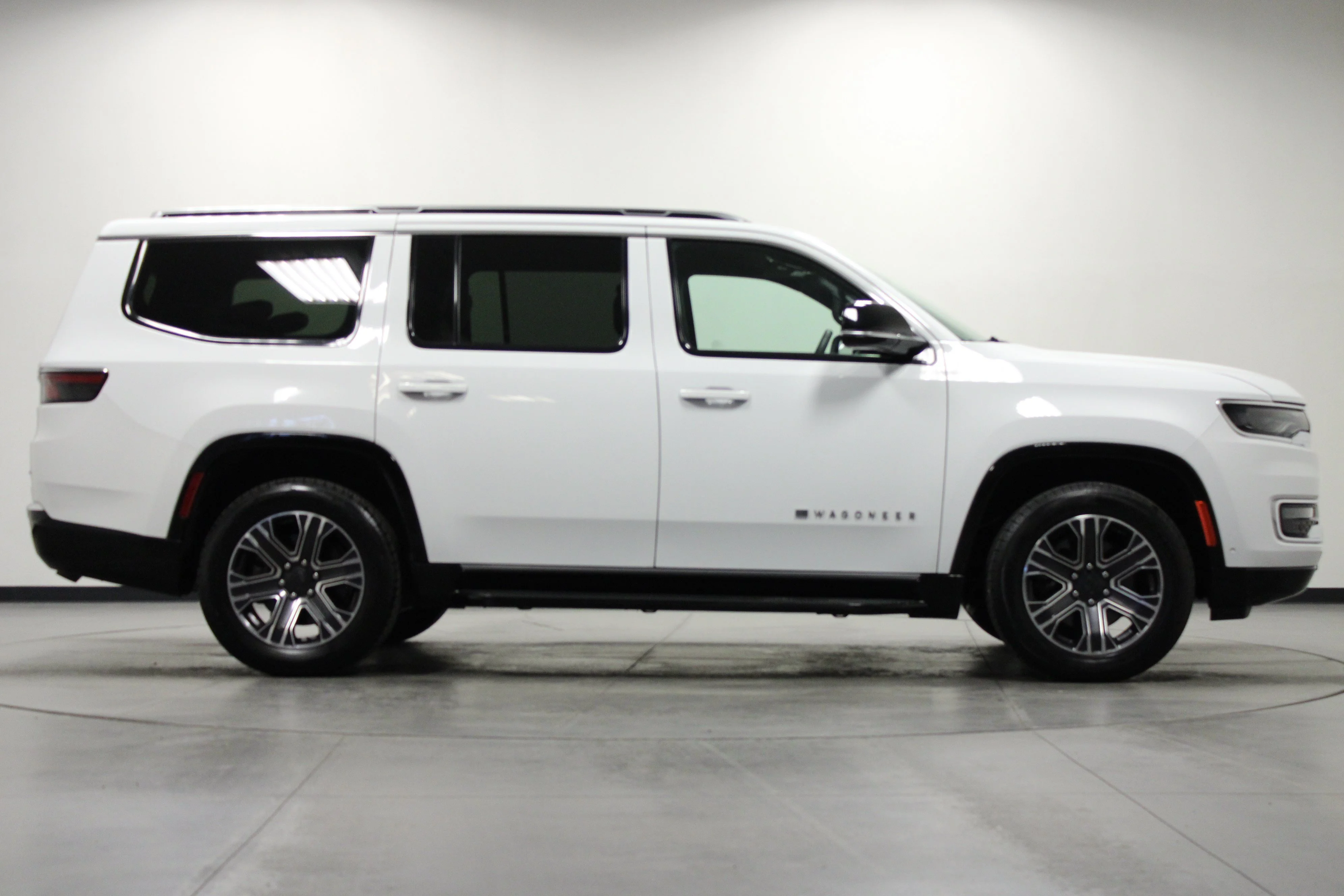 Used 2024 Bright White Clearcoat Jeep Series II image 3