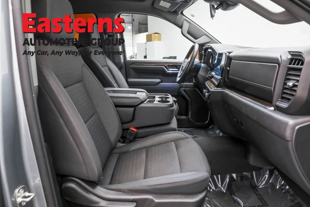 Used 2024 Gray Chevrolet LT image 24