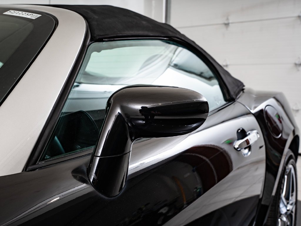 2007 Saturn Sky Roadster - Photo 16