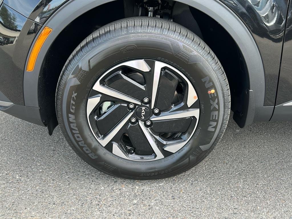 2025 Kia Sportage LX Hybrid - Photo 9