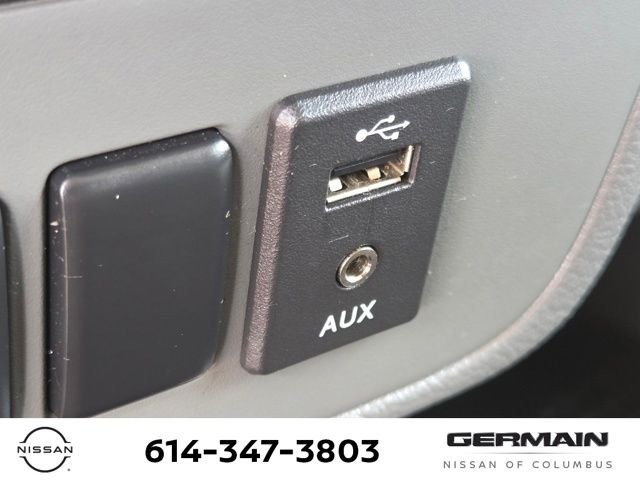 Used 2019 White Nissan SV image 33