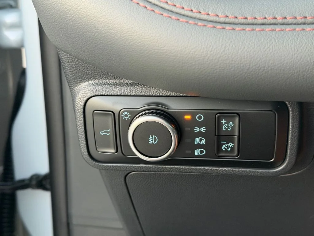 New 2026 Space White Metallic Ford Active image 16