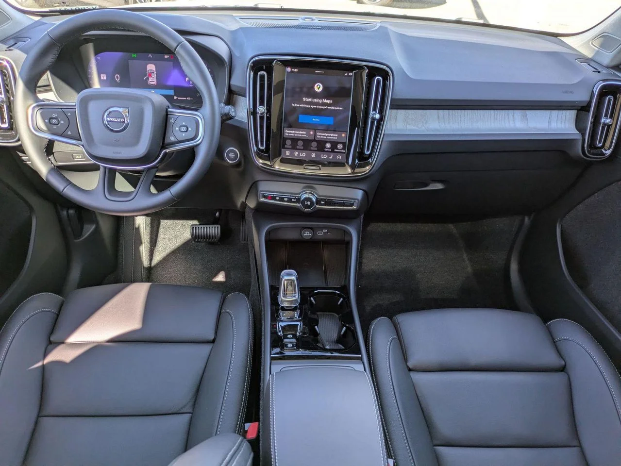 2026 Volvo XC40 Ultra - Photo 11