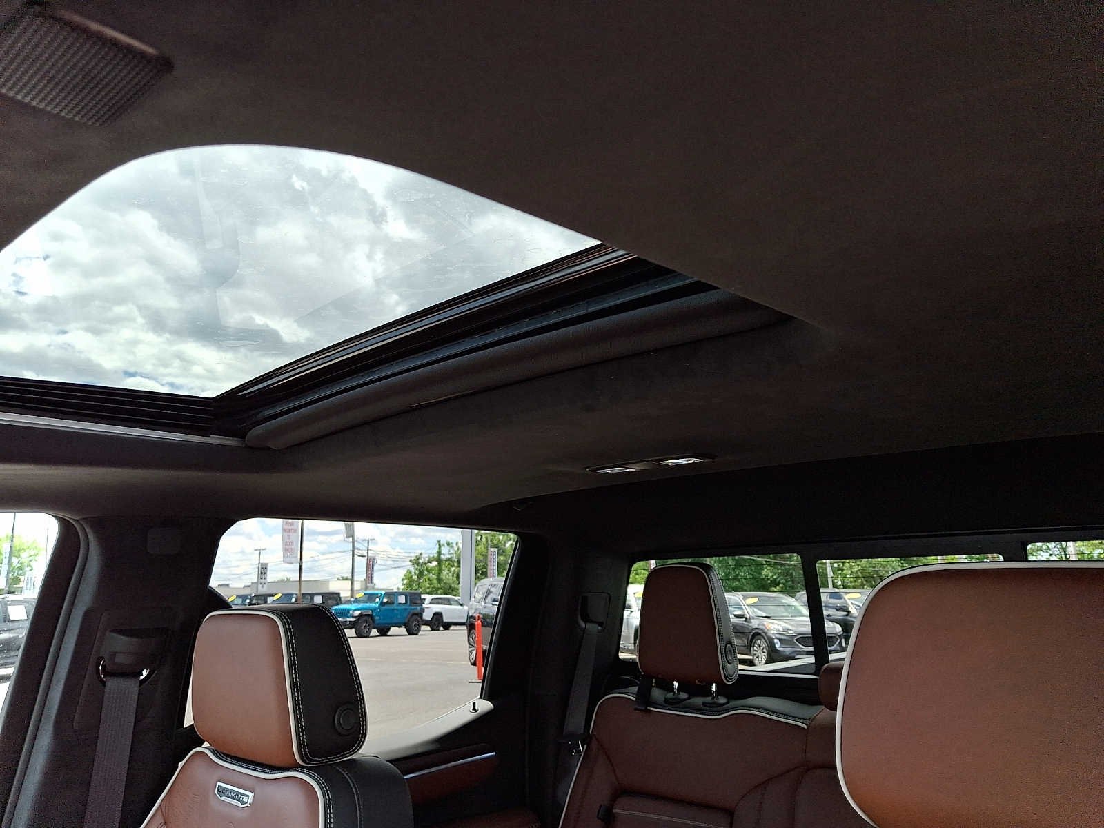 Used 2026 Titanium Rush Metallic GMC Denali Ultimate image 14