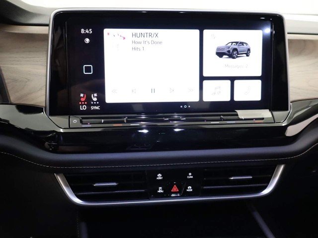 New 2026 Silver Mist Metallic Volkswagen 2.0T SE W/TECHNOLOGY image 9