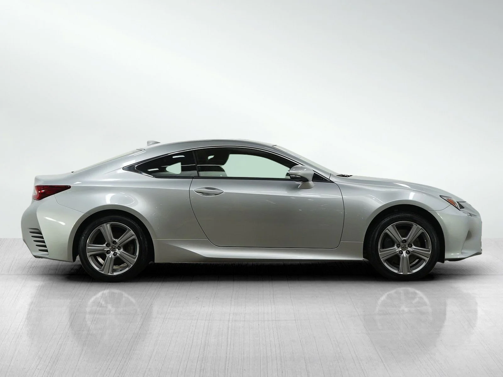 Used 2016 Silver Lexus 2dr Cpe image 6