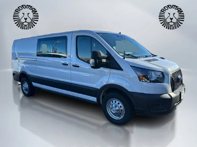 New 2025 White Ford Base image 3