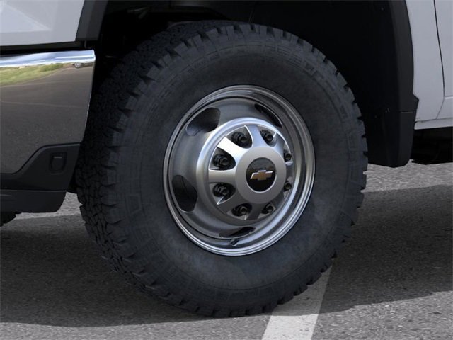 New 2025 Summit White Chevrolet Work Truck image 9