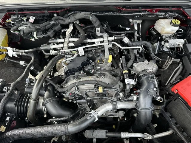 Used 2025 Red Ford XLT image 28