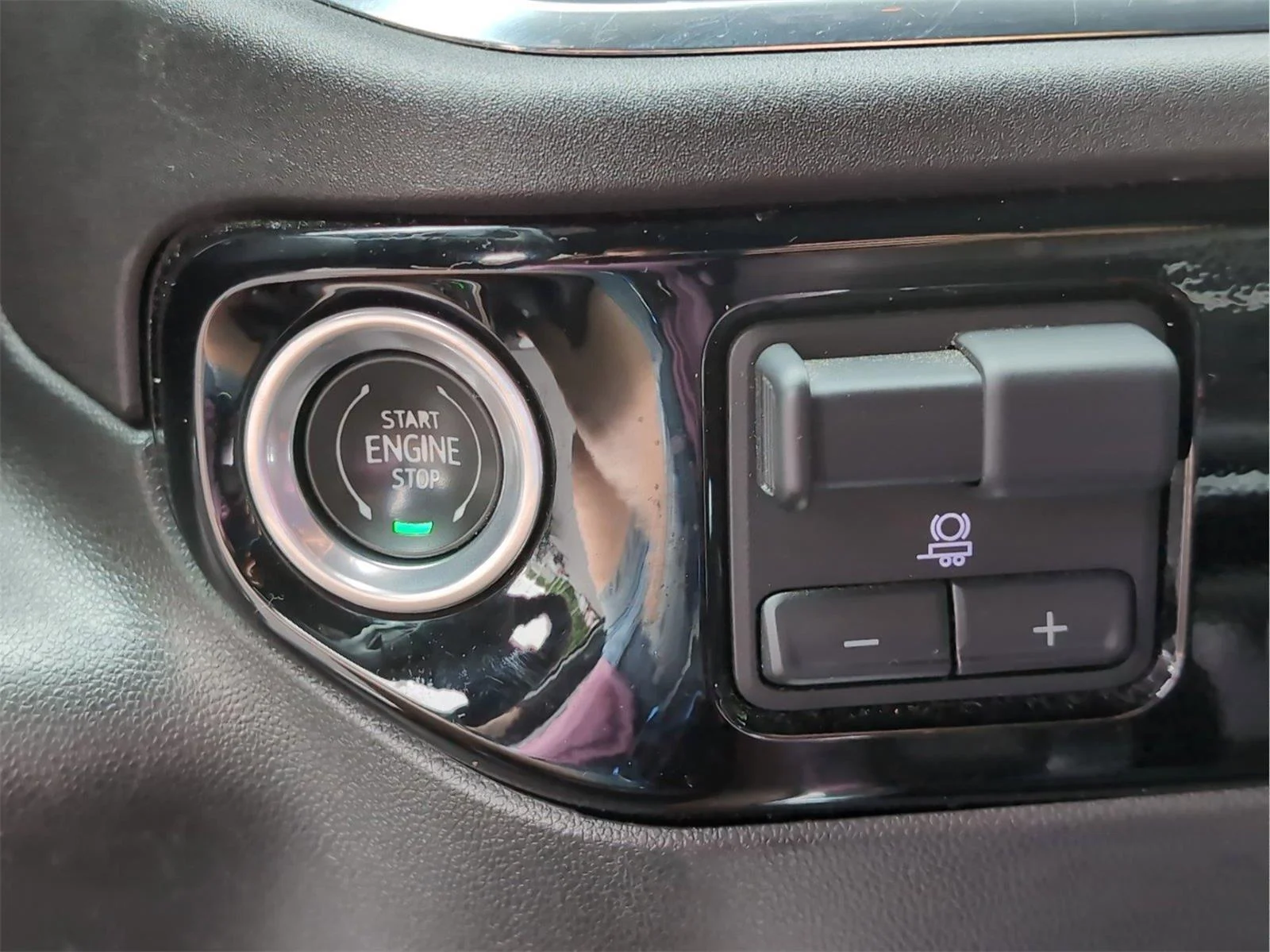 Used 2023 Sterling Gray Metallic Chevrolet High Country image 23