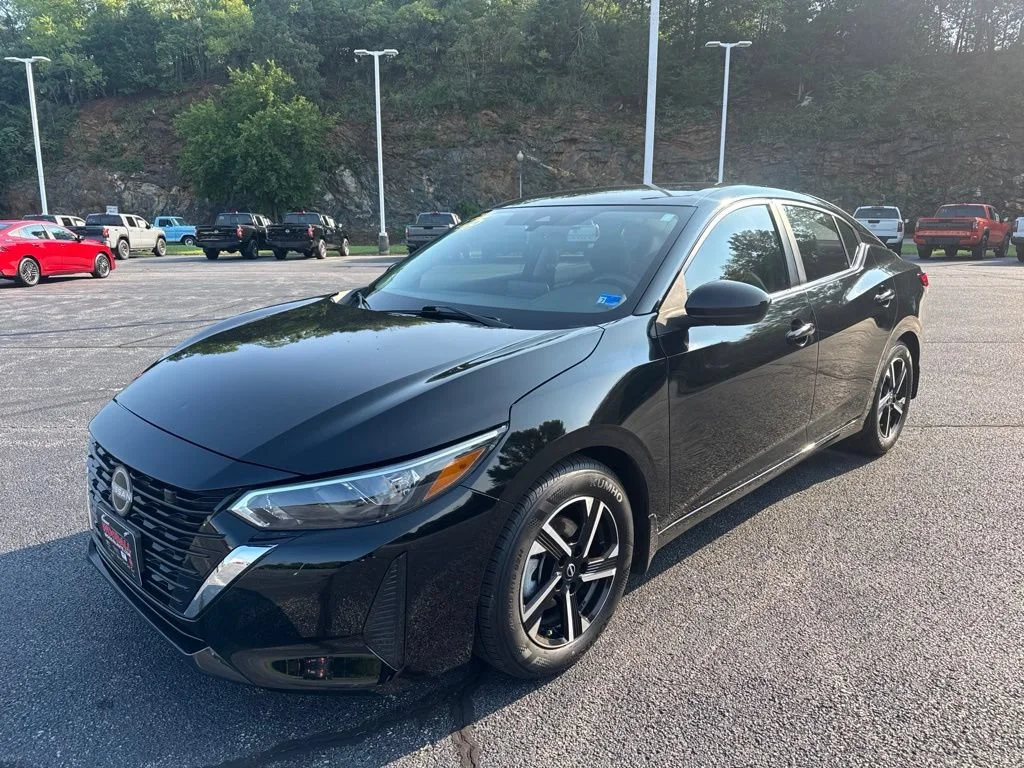 Used 2025 Super Black Nissan SV image 3