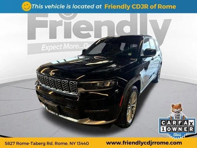 Used 2023 Black Jeep Summit image 1