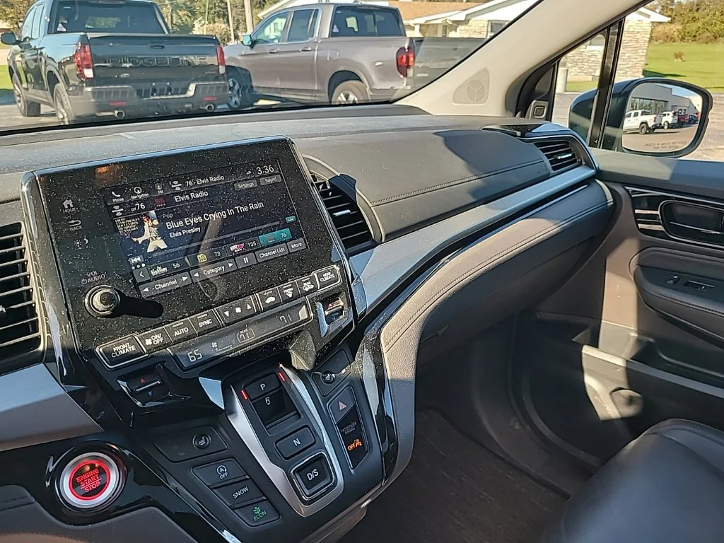 Used 2022  Honda Touring image 9