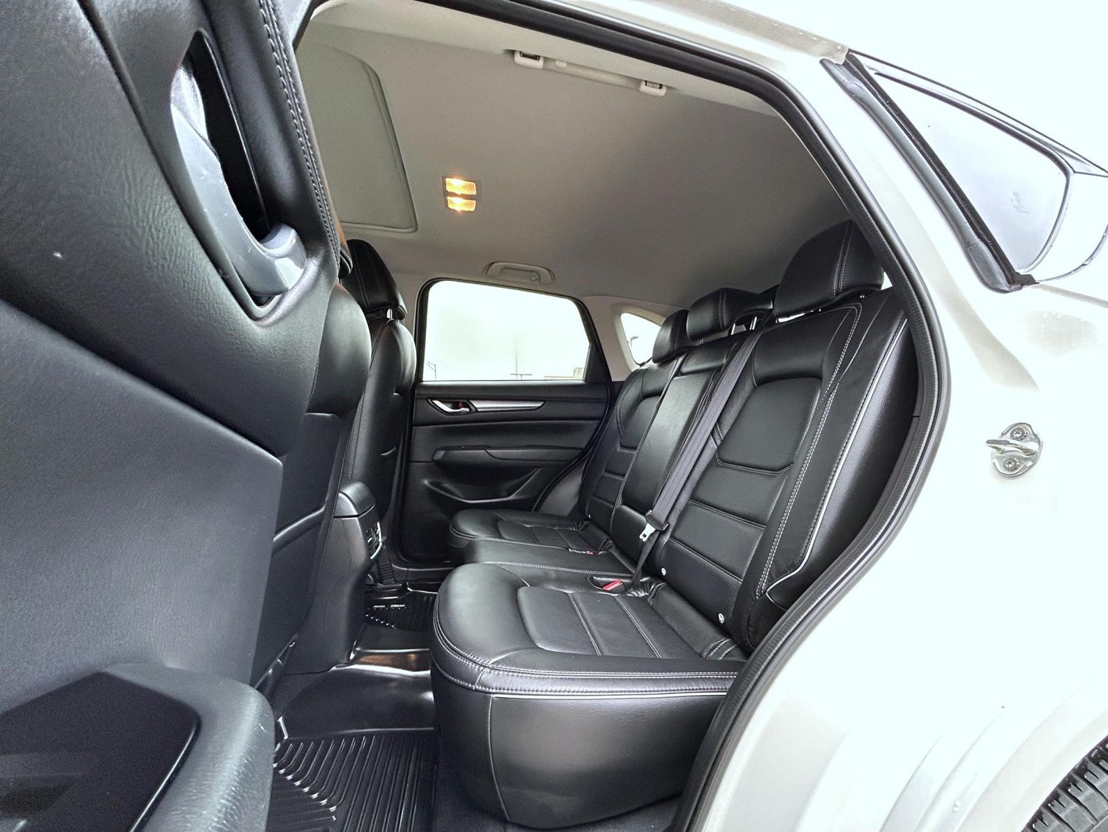 Used 2024 White Mazda 2.5 S Preferred Package image 19
