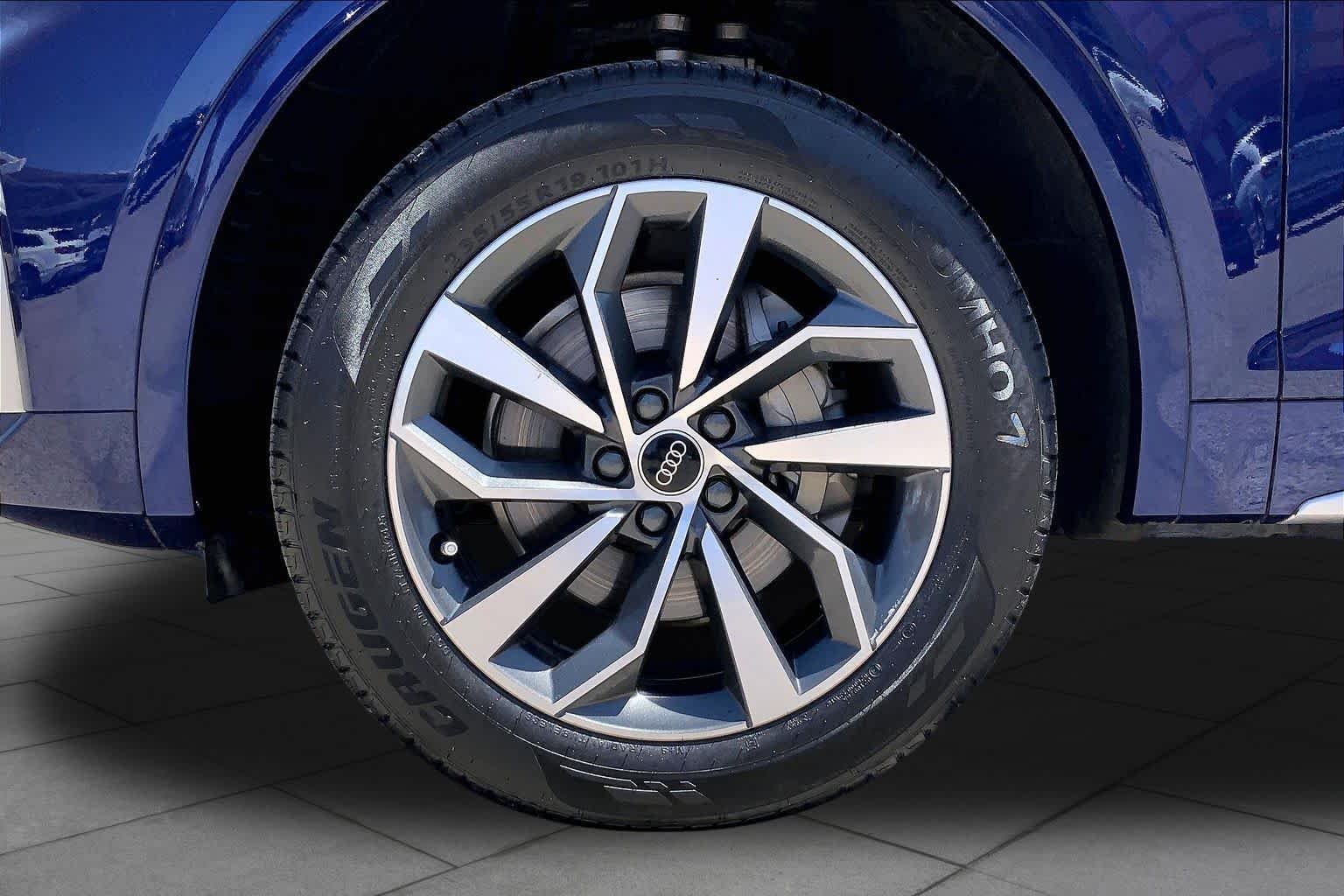 Used 2023 Navarra Blue Metallic Audi S line Premium image 11