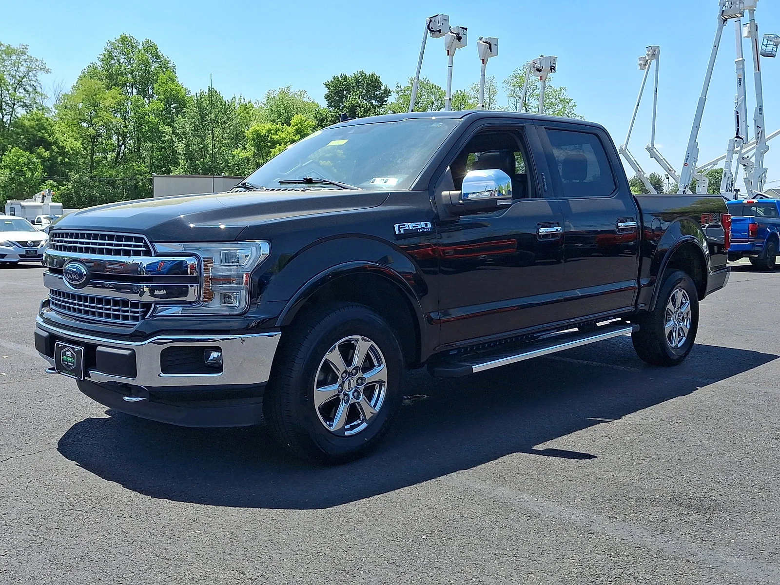 Used 2018 Shadow Black   G1 Ford LARIAT image 5