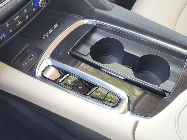Used 2023 White Frost Tricoat Buick Premium image 23