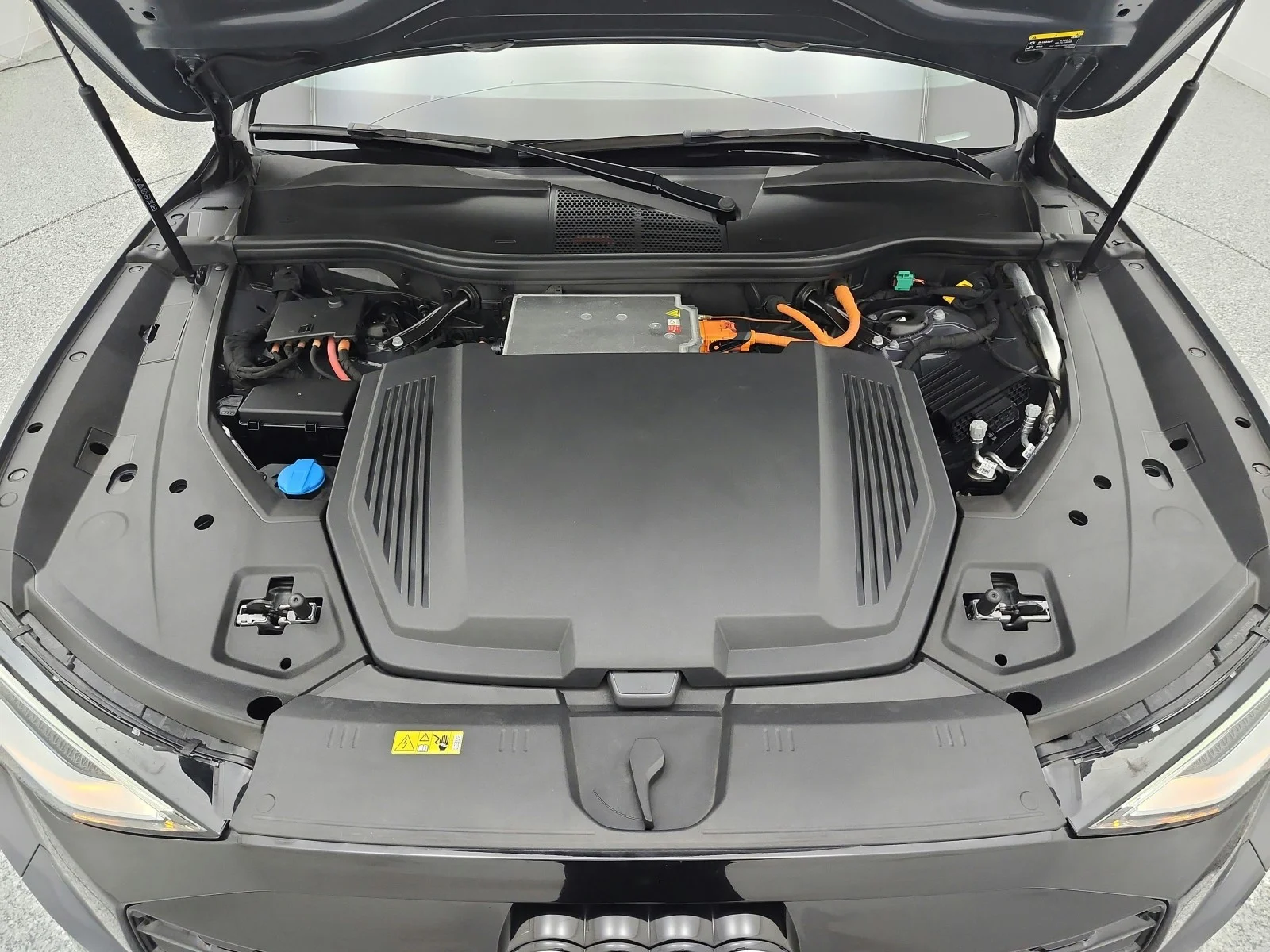 Used 2024 Magnet Gray Audi Premium quattro image 16