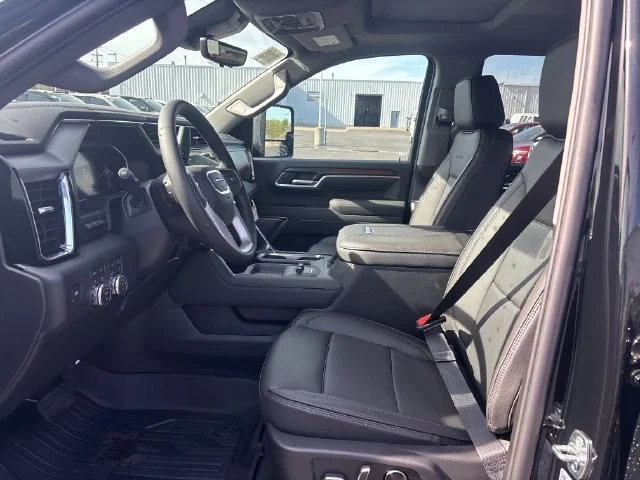2026 GMC Sierra 2500HD Denali - Photo 10