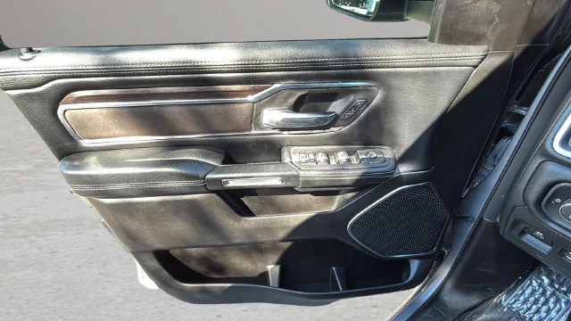 Used 2025 Silver Ram Laramie image 18