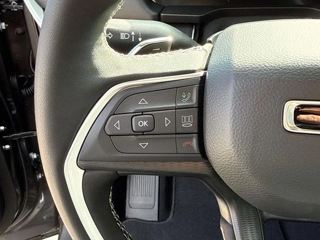 New 2025 Gray Jeep Altitude X image 15