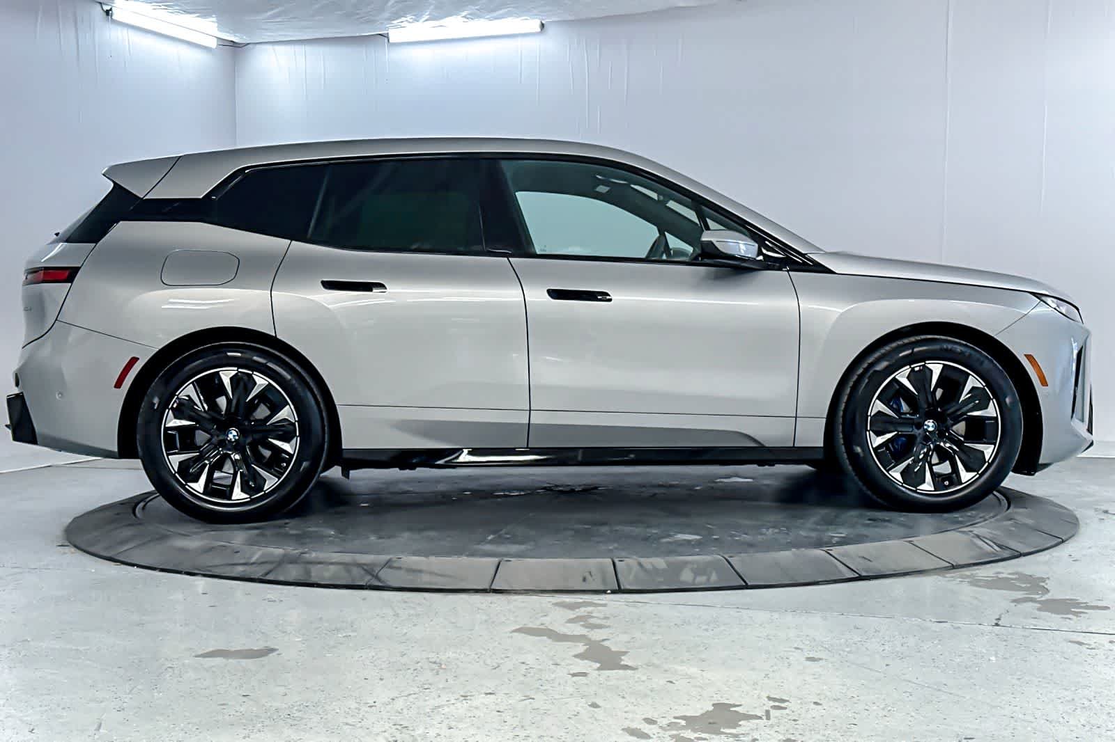 Used 2026 Space Silver Metallic BMW xDrive45 image 8