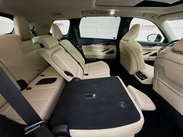 Used 2023 Black INFINITI LUXE image 29