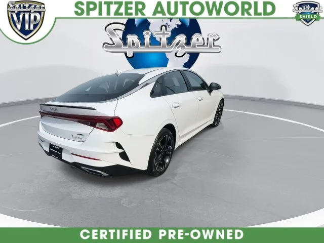 Used 2024 White Kia GT-Line image 15