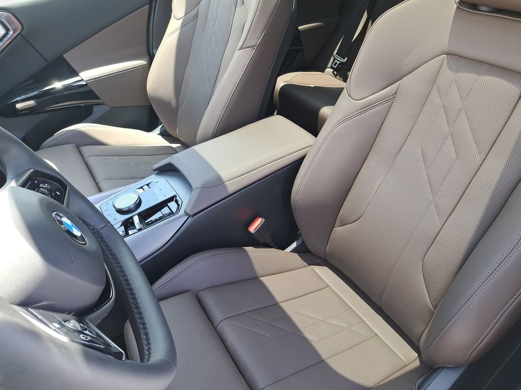 New 2026 Skyscraper Grey Metallic BMW 30 xDrive image 9