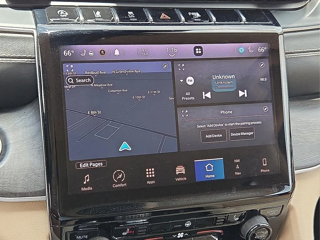 Used 2021  Jeep Limited image 19
