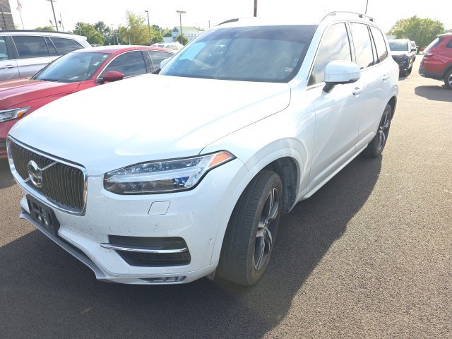 2018 Volvo XC90 Momentum