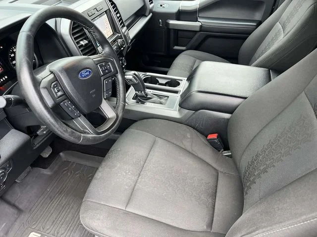 Used 2019 Black Ford XLT image 25