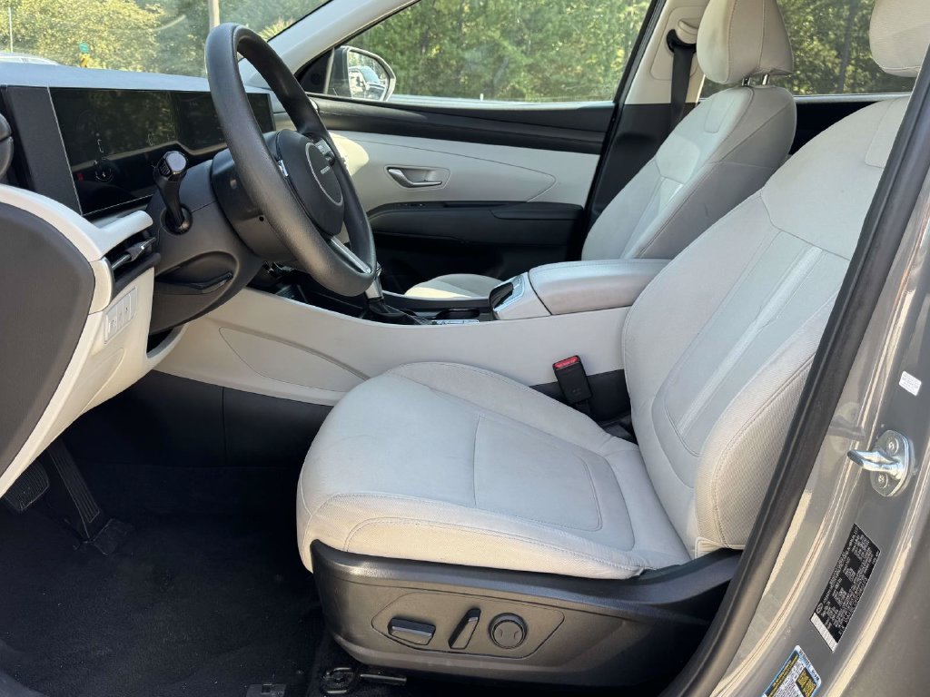Used 2025 Gray Hyundai SEL image 21
