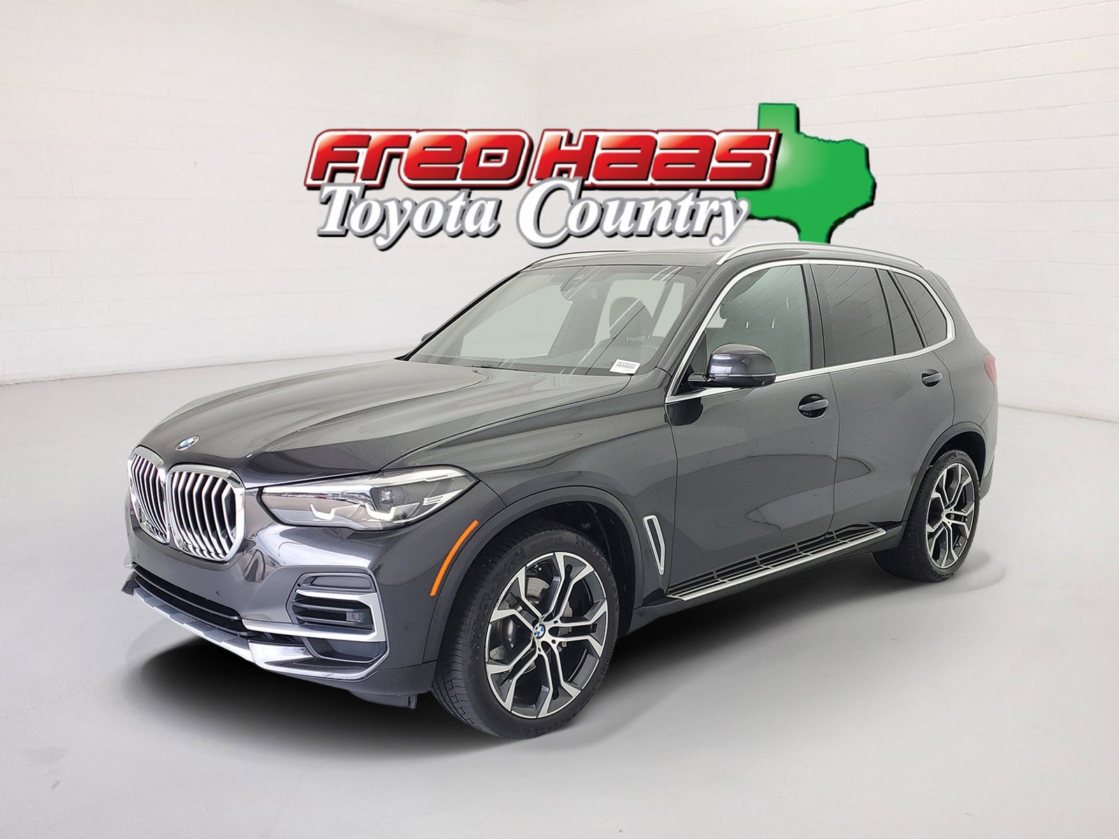 2022 BMW X5 sDrive40i's photo