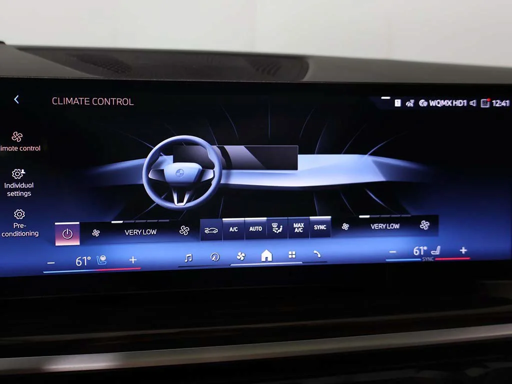Used 2024 Carbon Black Metallic BMW xDrive40i image 57
