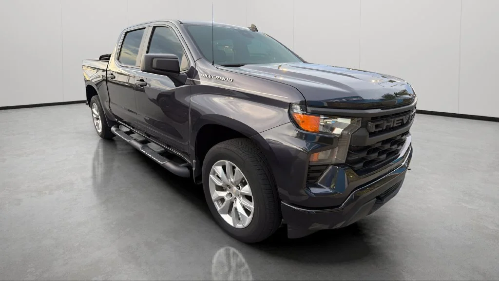 Used 2023 DARK ASH METALLIC Chevrolet Custom image 4