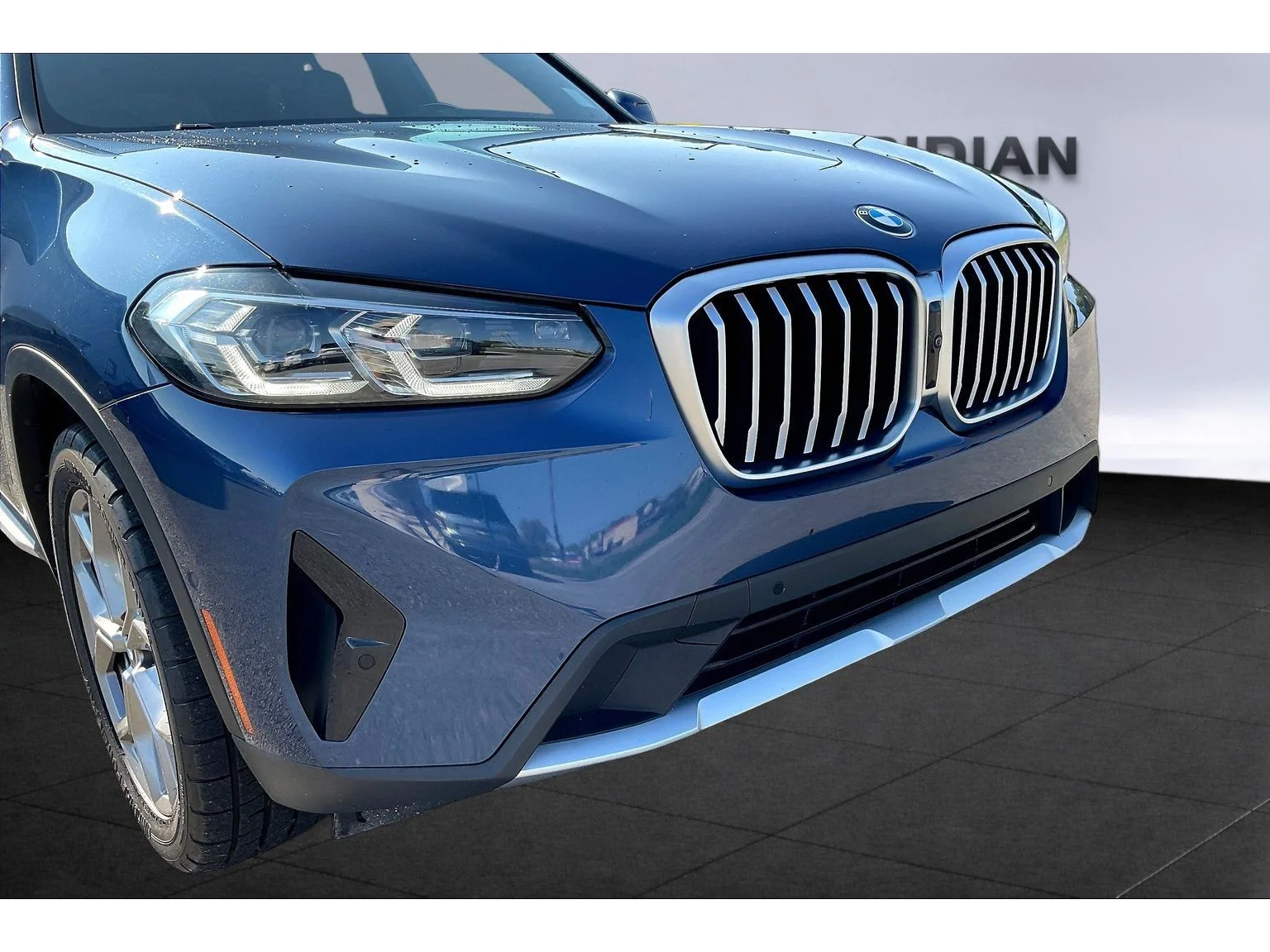 Used 2024  BMW sDrive30i image 20