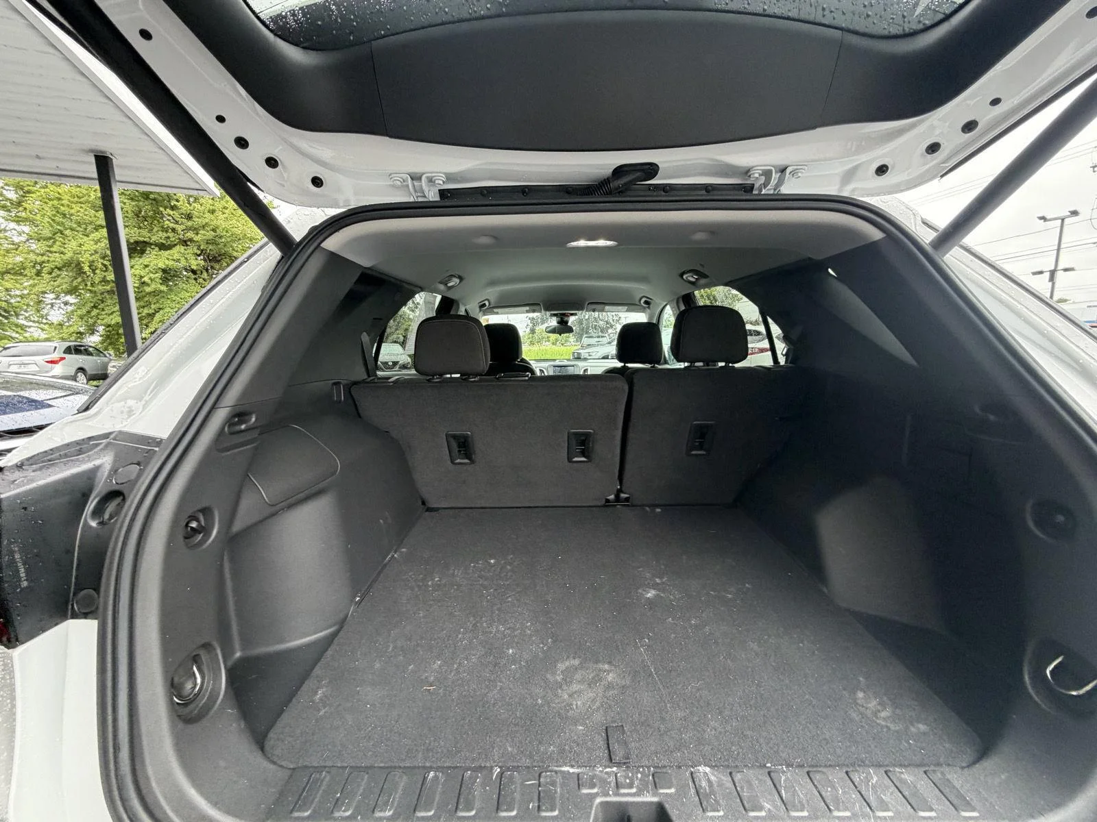 Used 2023 Summit White Chevrolet LT image 10